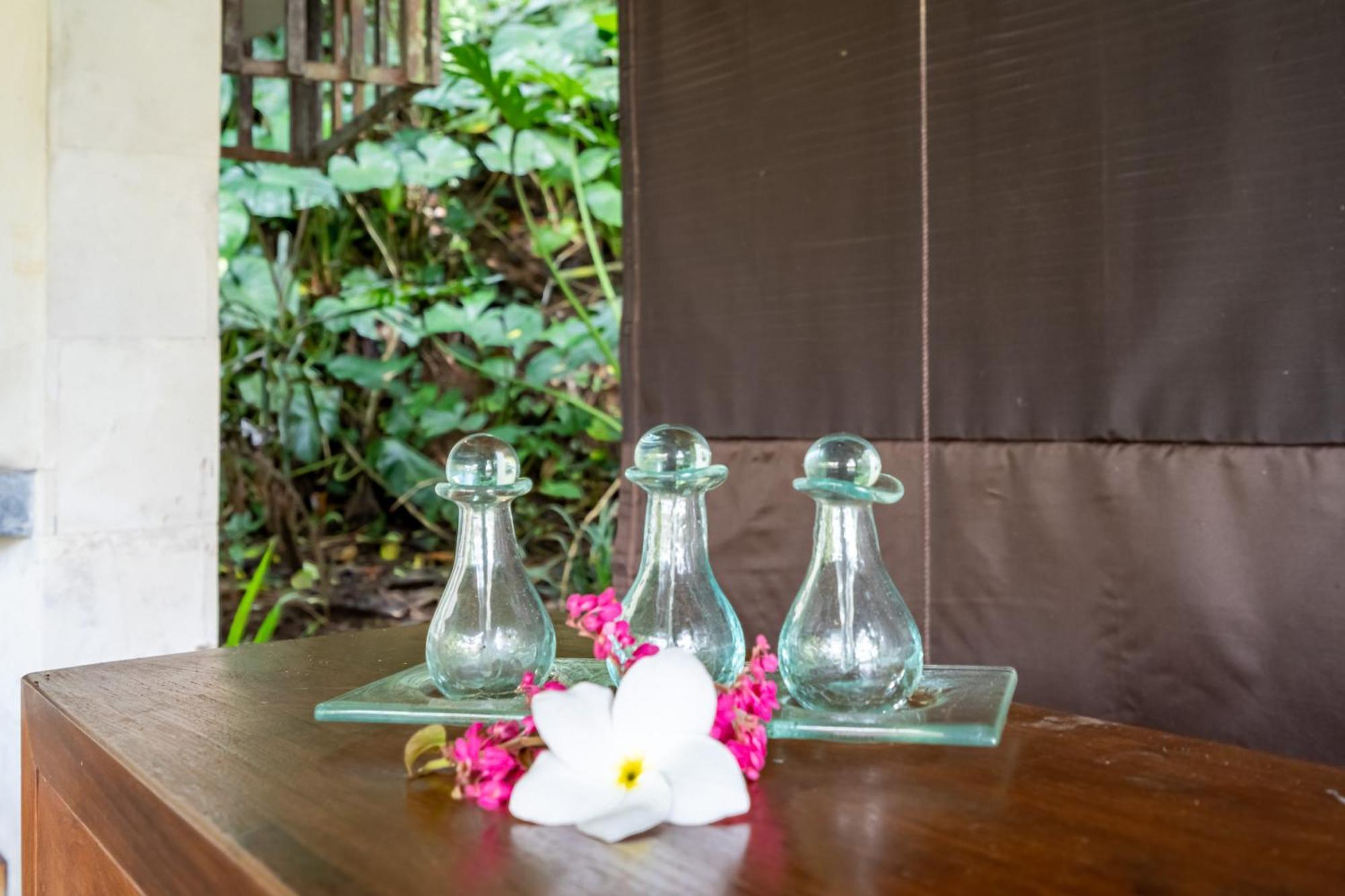 Villa Themma Jungle - Sumptuous 3Br Luxury Villa With Majestic Jungle View North Of Ubud المظهر الخارجي الصورة